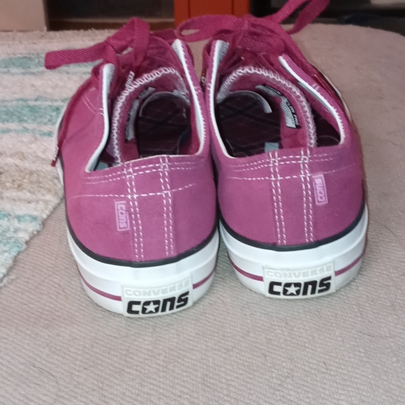 Converse cons rose red skate shoe - Picture 3 of 4